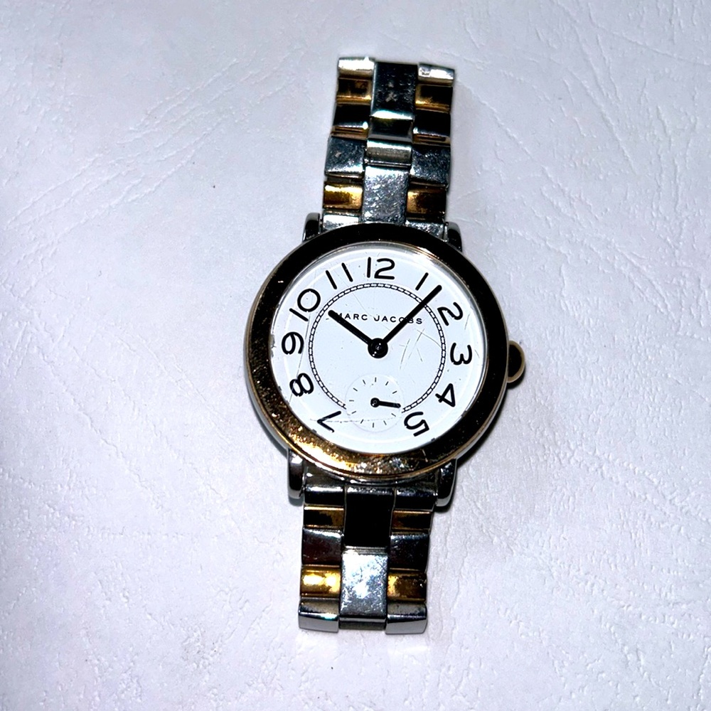 Marc Jacobs link watch
